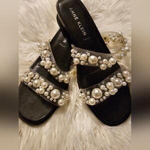 Ann Klein BIA Beads and Heel sz. 9 1/2